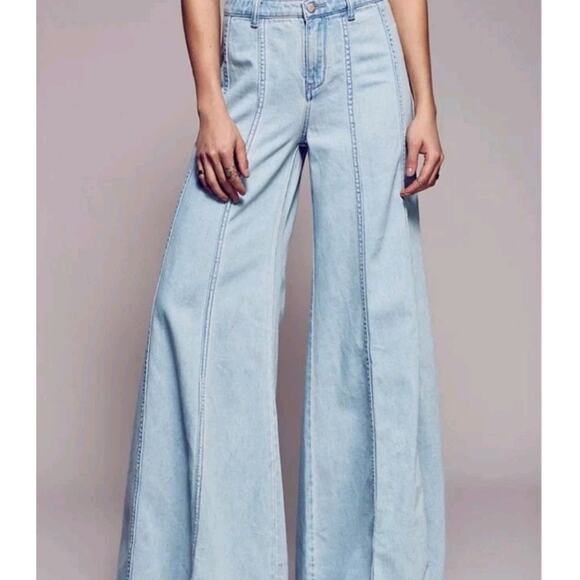 Free People Denim - Free People Gilmore Wide Leg Jeans Womens 27 Light Wash Retro Flare High Rise